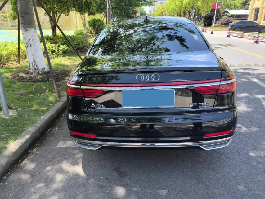 2019 Audi A8 3.0T 340HP V6 8AT,autocango,china used car exporter,china ev exporter,chinese used car exporter,chinese used ev exporter