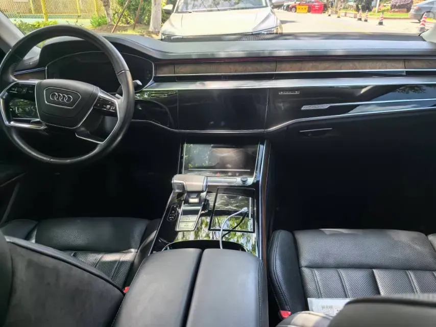 2019 Audi A8 3.0T 340HP V6 8AT,autocango,china used car exporter,china ev exporter,chinese used car exporter,chinese used ev exporter