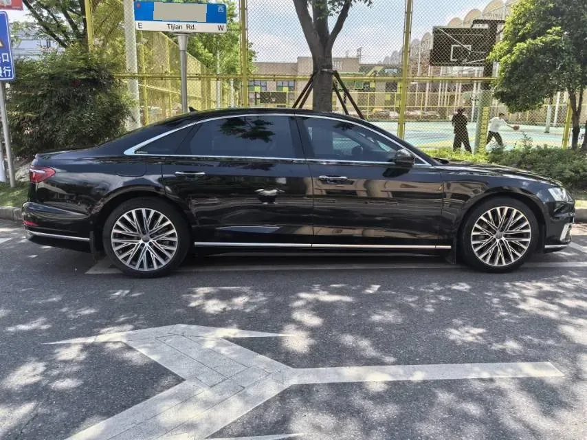 2019 Audi A8 3.0T 340HP V6 8AT,autocango,china used car exporter,china ev exporter,chinese used car exporter,chinese used ev exporter