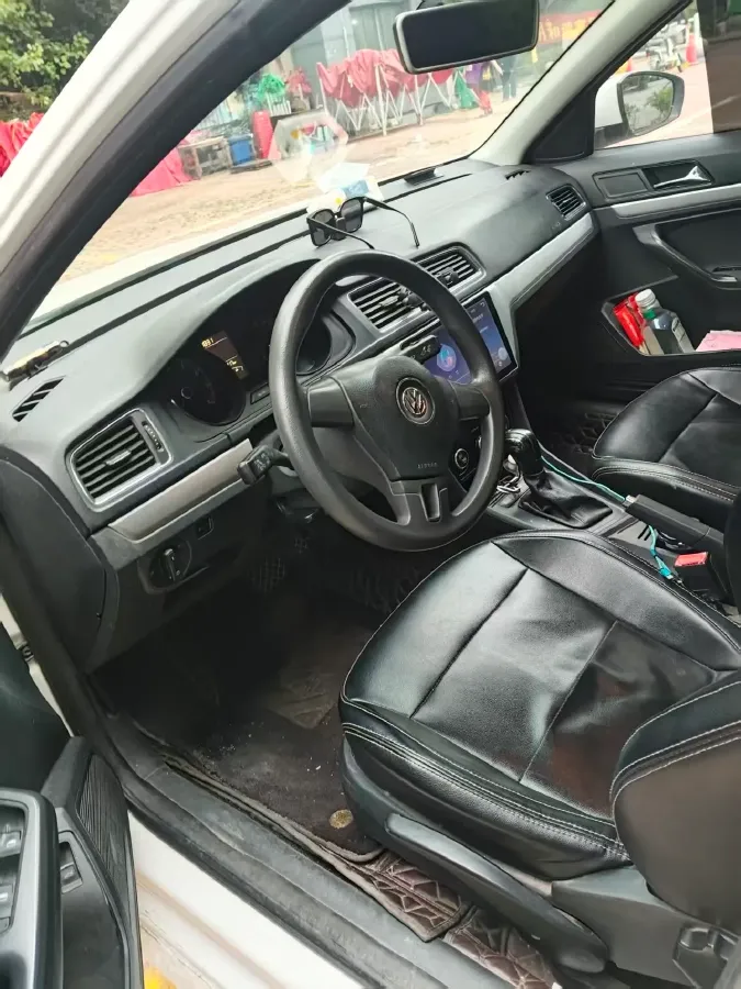 2018 Landwind XiaoYao 1.5T 163HP L4 CVT,autocango,china used car exporter,china ev exporter,chinese used car exporter,chinese used ev exporter