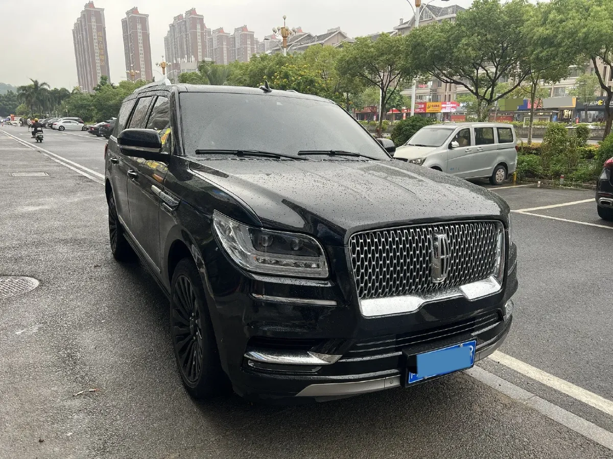 2020 Lincoln Navigator 3.5T 388HP V6 10AT,autocango,china used car exporter,china ev exporter,chinese used car exporter,chinese used ev exporter