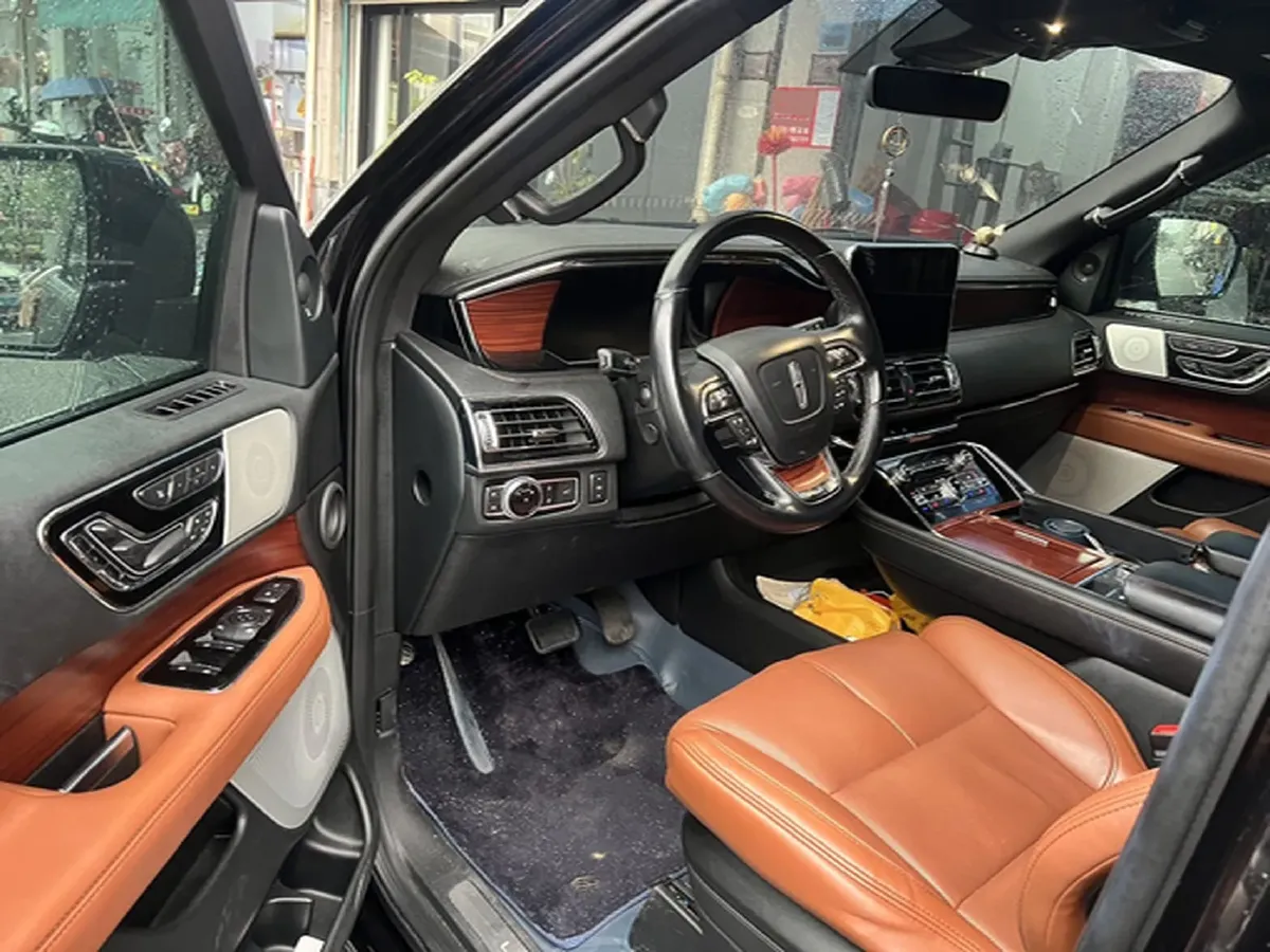 2020 Lincoln Navigator 3.5T 388HP V6 10AT,autocango,china used car exporter,china ev exporter,chinese used car exporter,chinese used ev exporter