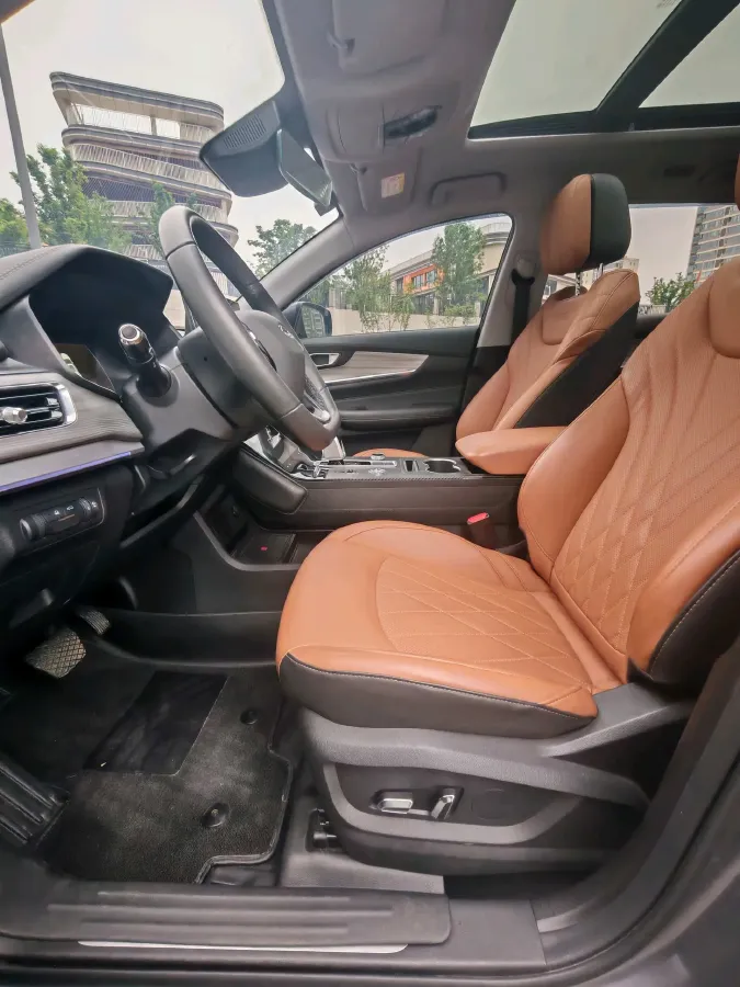 2021 Chery Tiggo 8 2.0T 254HP L4 7DCT,autocango,china used car exporter,china ev exporter,chinese used car exporter,chinese used ev exporter