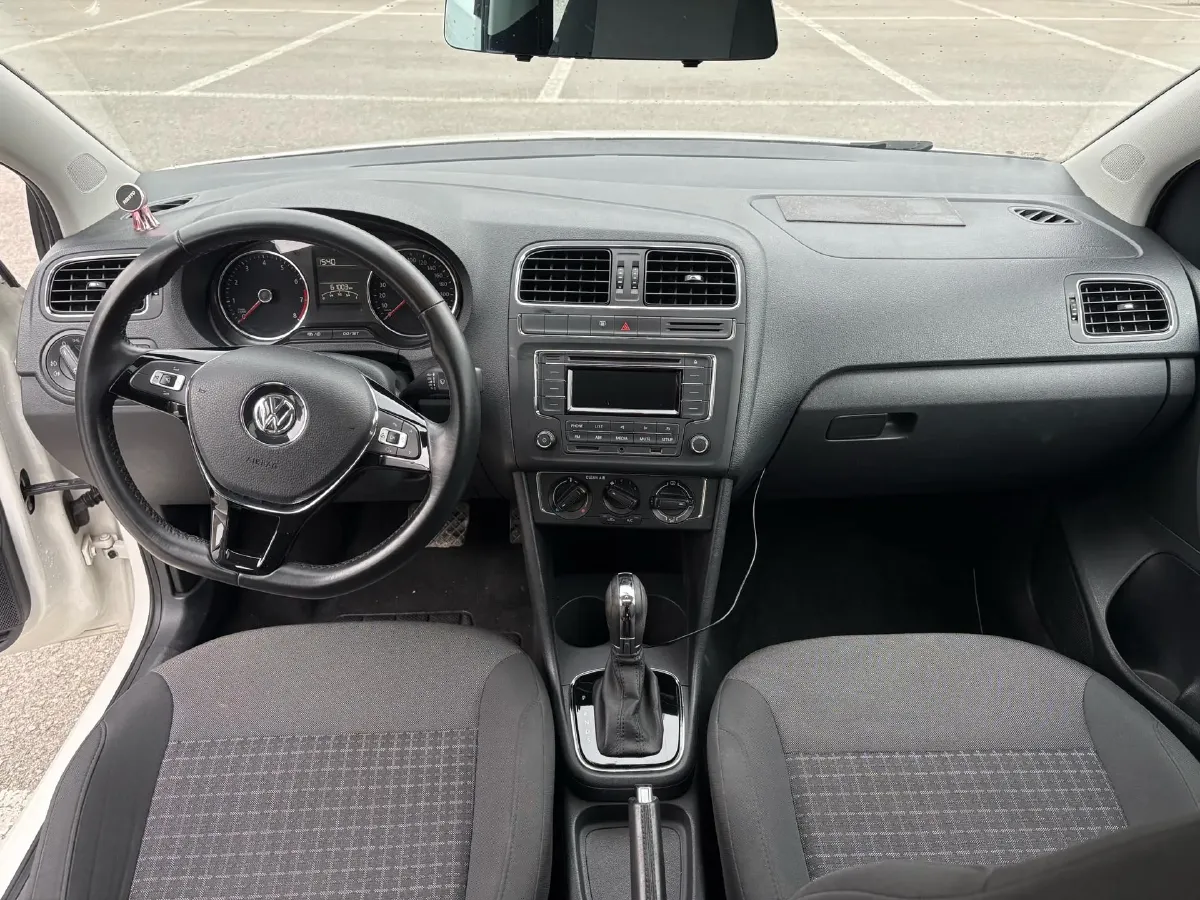 2016 Volkswagen Polo 1.6L 110HP L4 6AT,autocango,china used car exporter,china ev exporter,chinese used car exporter,chinese used ev exporter