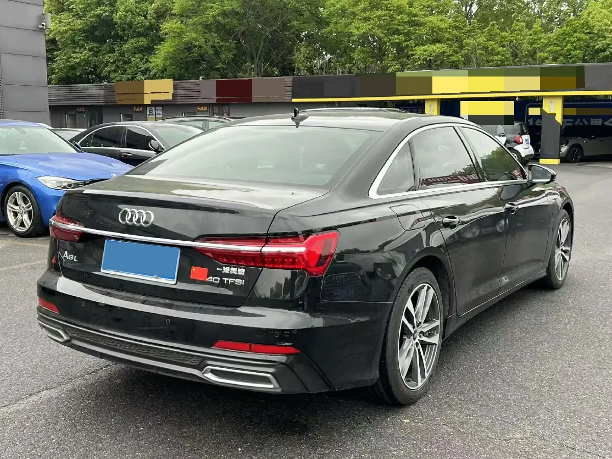 2022 Audi A6L 2.0T 190HP L4 7DCT,autocango,china used car exporter,china ev exporter,chinese used car exporter,chinese used ev exporter