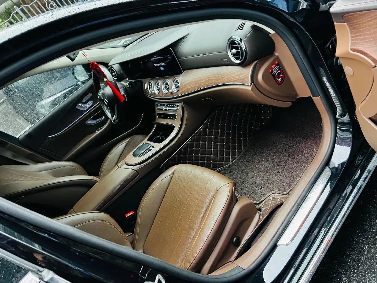 2022 Mercedes-Benz E Class 2.0T 258HP L4 9AT,autocango,china used car exporter,china ev exporter,chinese used car exporter,chinese used ev exporter