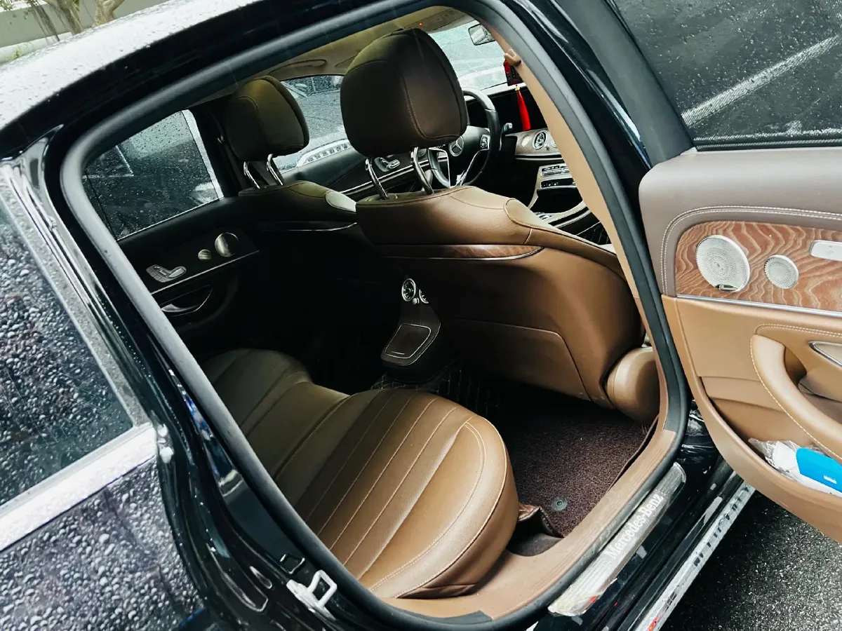 2022 Mercedes-Benz E Class 2.0T 258HP L4 9AT,autocango,china used car exporter,china ev exporter,chinese used car exporter,chinese used ev exporter