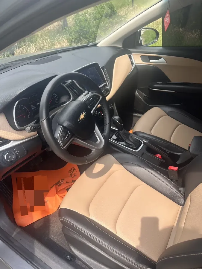 2021 Chevrolet Monza 1.5L 113HP L4 6AT,autocango,china used car exporter,china ev exporter,chinese used car exporter,chinese used ev exporter