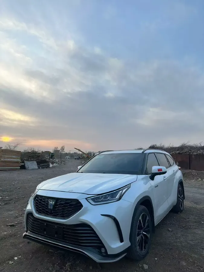 2022 Toyota Crown Kluger 2.5L 192HP L4 E-CVT Hybrid,autocango,china used car exporter,china ev exporter,chinese used car exporter,chinese used ev exporter