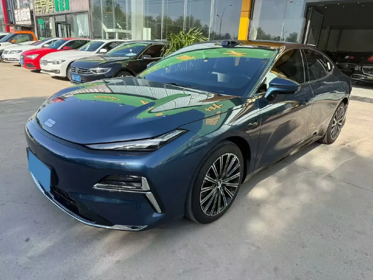 2025 Geely Galaxy Starshine 8 1.5T 163HP L4 3DHT PHEV 27.69KWH,autocango,china used car exporter,china ev exporter,chinese used car exporter,chinese used ev exporter