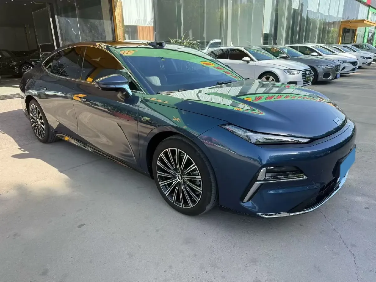 2025 Geely Galaxy Starshine 8 1.5T 163HP L4 3DHT PHEV 27.69KWH,autocango,china used car exporter,china ev exporter,chinese used car exporter,chinese used ev exporter