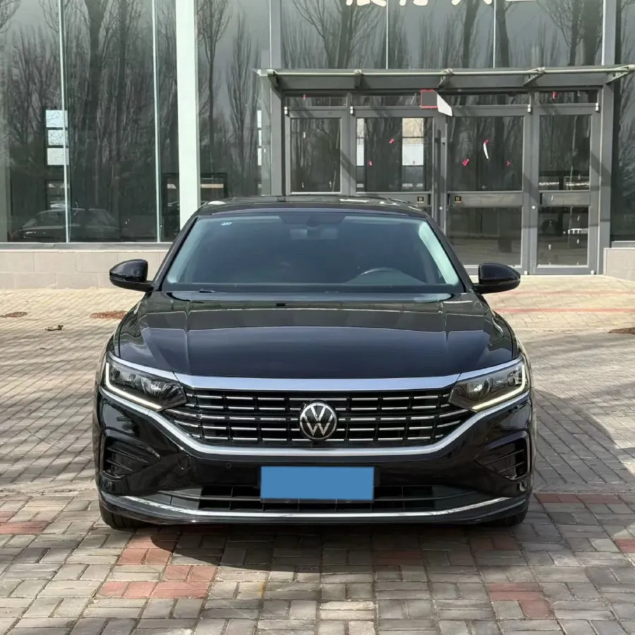 2023 Volkswagen Passat 2.0T 186HP L4 7DCT,autocango,china used car exporter,china ev exporter,chinese used car exporter,chinese used ev exporter