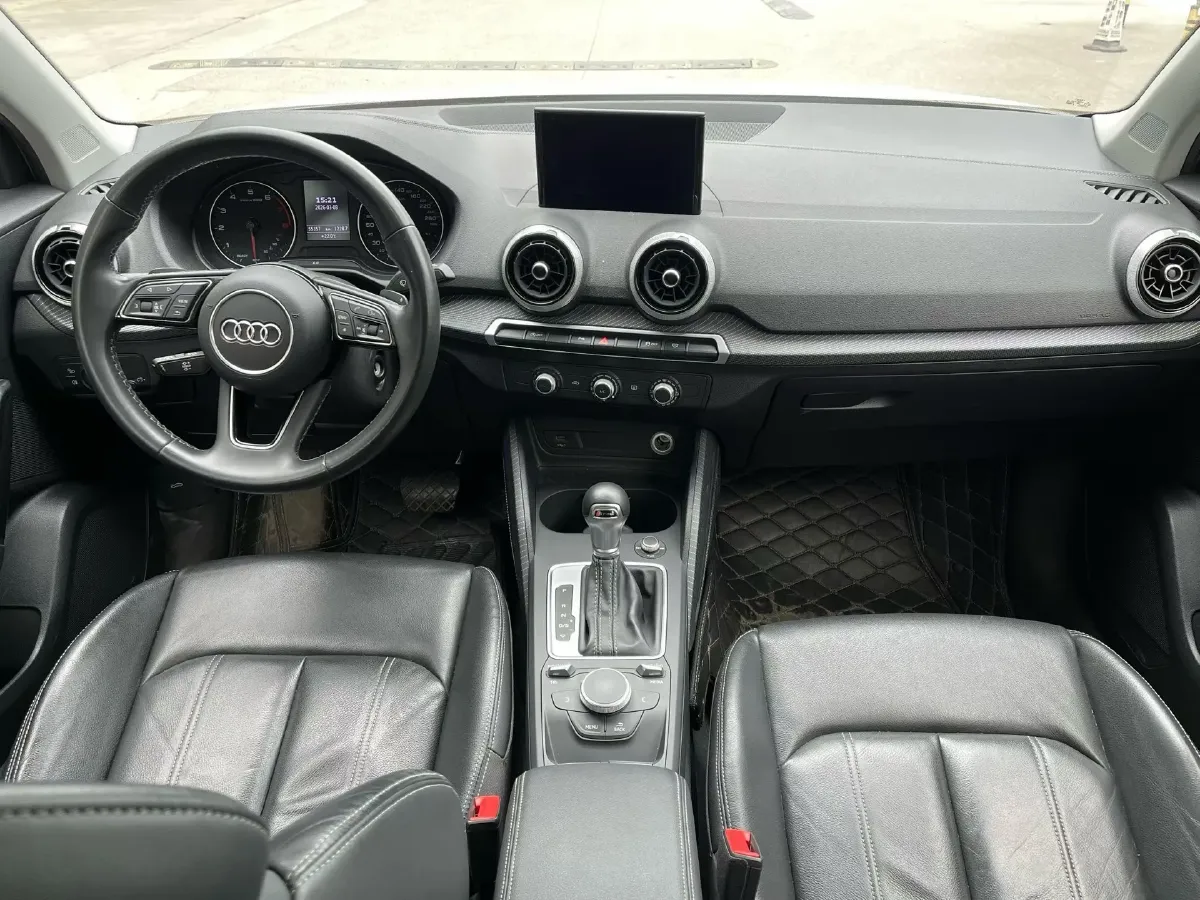 2022 Audi Q2L 1.4T 150HP L4 7DCT,autocango,china used car exporter,china ev exporter,chinese used car exporter,chinese used ev exporter