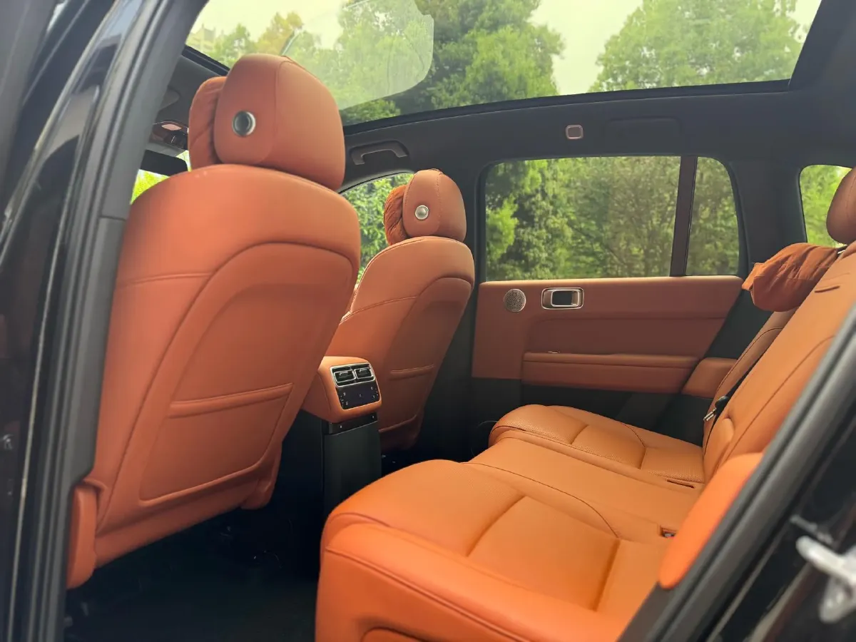 2024 Li L6 Range Extended 154HP L4 REEV 36.8KWH,autocango,china used car exporter,china ev exporter,chinese used car exporter,chinese used ev exporter