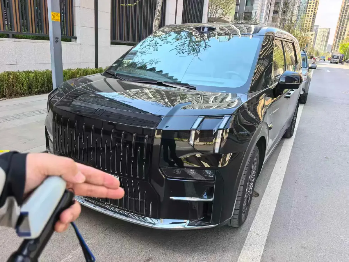 2024 Zeekr 009 BEV 108KWH,autocango,china used car exporter,china ev exporter,chinese used car exporter,chinese used ev exporter