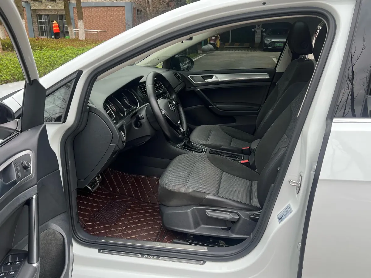 2018 Volkswagen Golf 1.4T 131HP L4 7DCT,autocango,china used car exporter,china ev exporter,chinese used car exporter,chinese used ev exporter