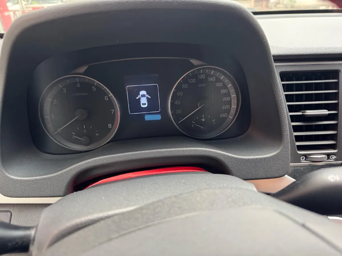 2016 Hyundai Elantra 1.6L 130HP L4 6AT,autocango,china used car exporter,china ev exporter,chinese used car exporter,chinese used ev exporter