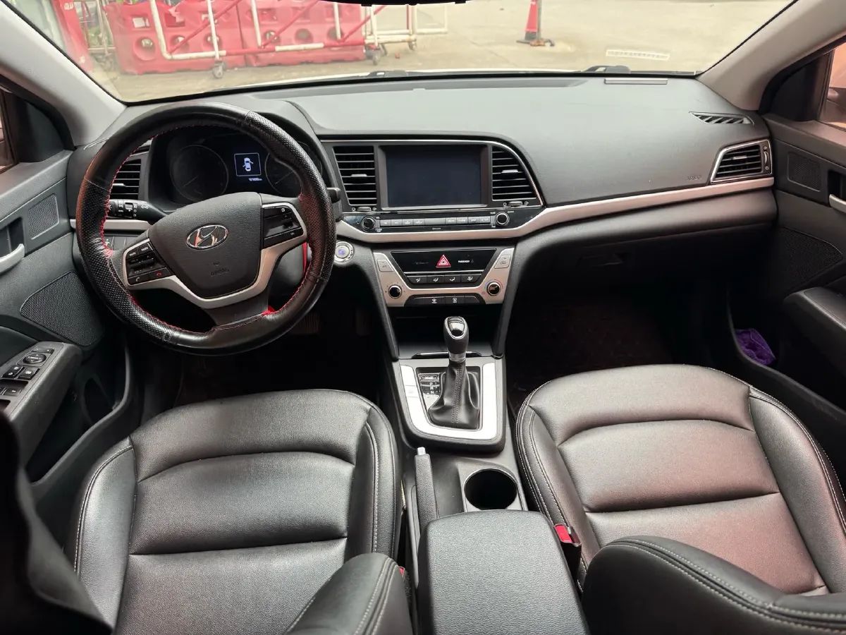 2016 Hyundai Elantra 1.6L 130HP L4 6AT,autocango,china used car exporter,china ev exporter,chinese used car exporter,chinese used ev exporter