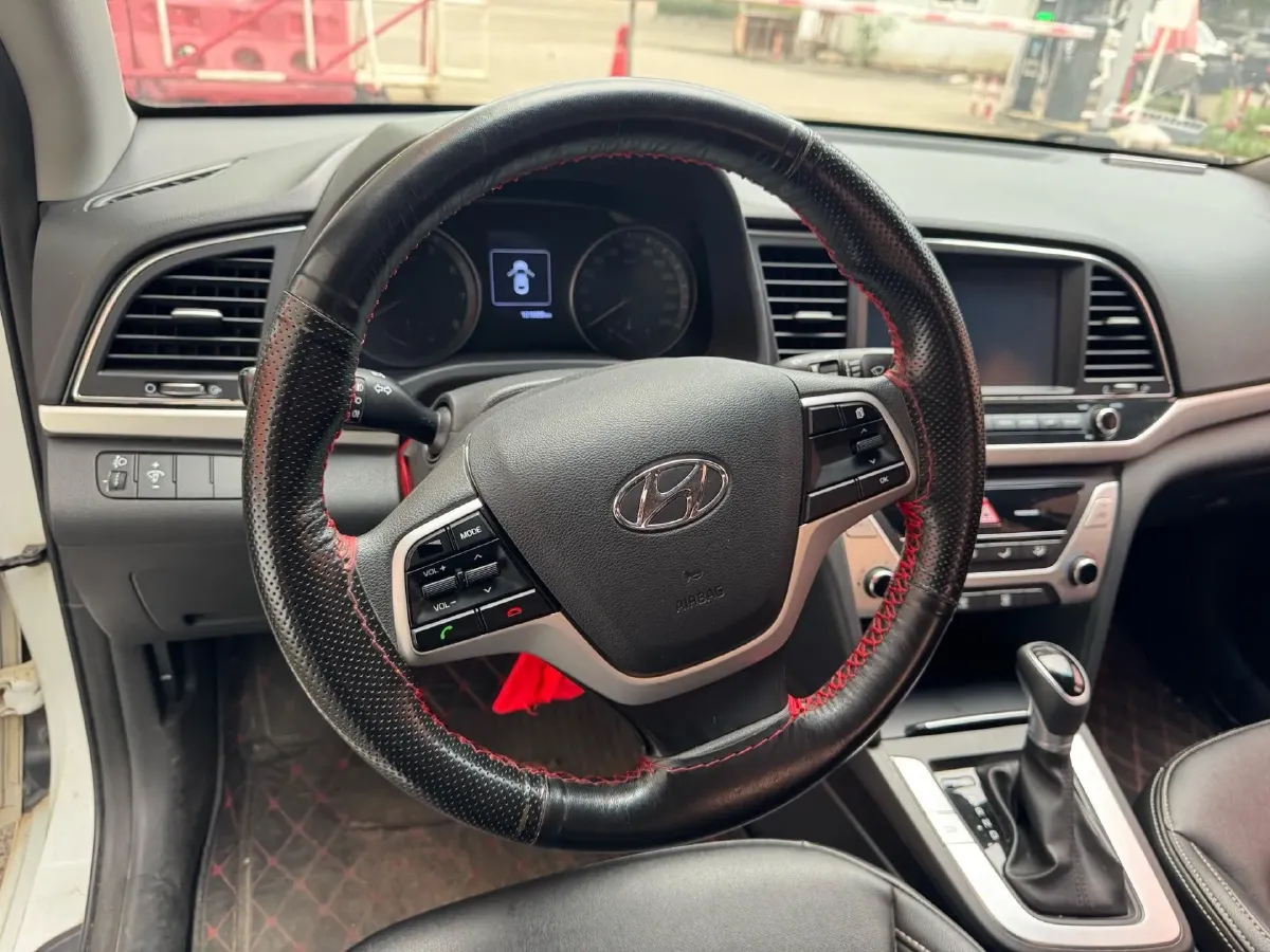 2016 Hyundai Elantra 1.6L 130HP L4 6AT,autocango,china used car exporter,china ev exporter,chinese used car exporter,chinese used ev exporter