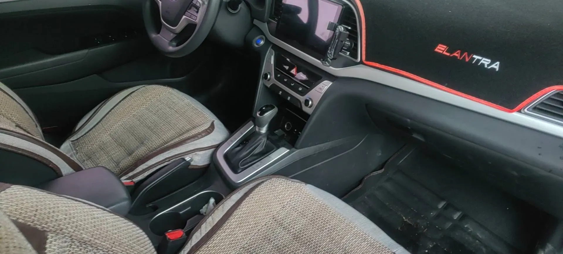 2016 Hyundai Elantra 1.6L 130HP L4 6AT,autocango,china used car exporter,china ev exporter,chinese used car exporter,chinese used ev exporter