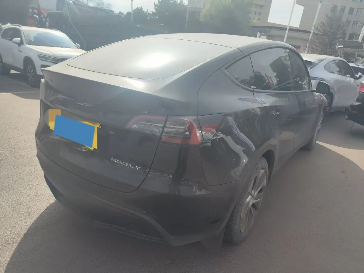 2022 Tesla Model Y BEV 60KWH,autocango,china used car exporter,china ev exporter,chinese used car exporter,chinese used ev exporter