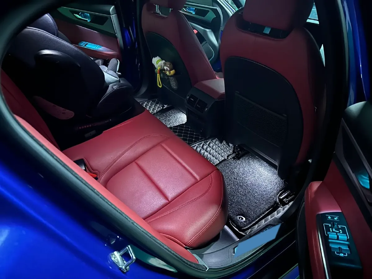 2020 Jaguar XEL 2.0T 200HP L4 8AT,autocango,china used car exporter,china ev exporter,chinese used car exporter,chinese used ev exporter