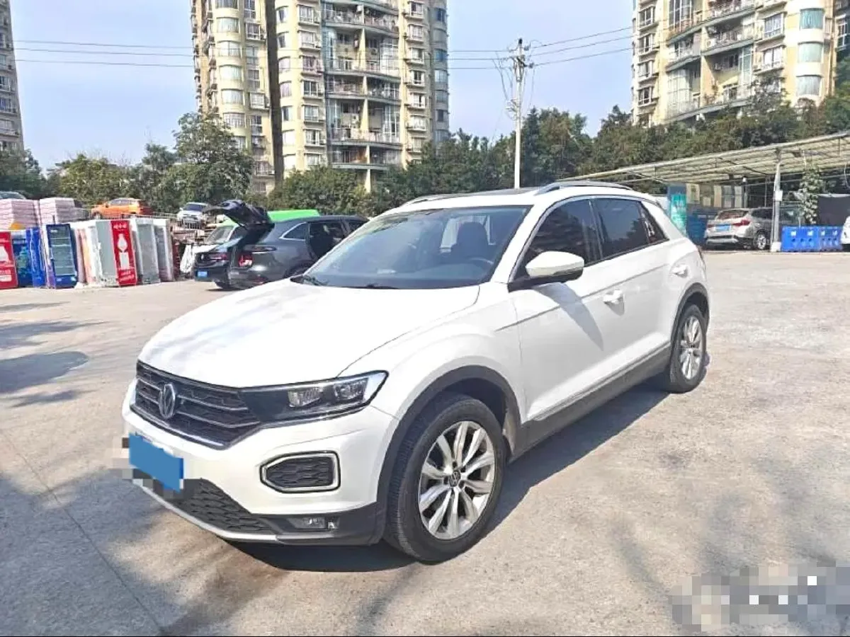 2020 Volkswagen T-Roc 1.4T 150HP L4 7DCT,autocango,china used car exporter,china ev exporter,chinese used car exporter,chinese used ev exporter