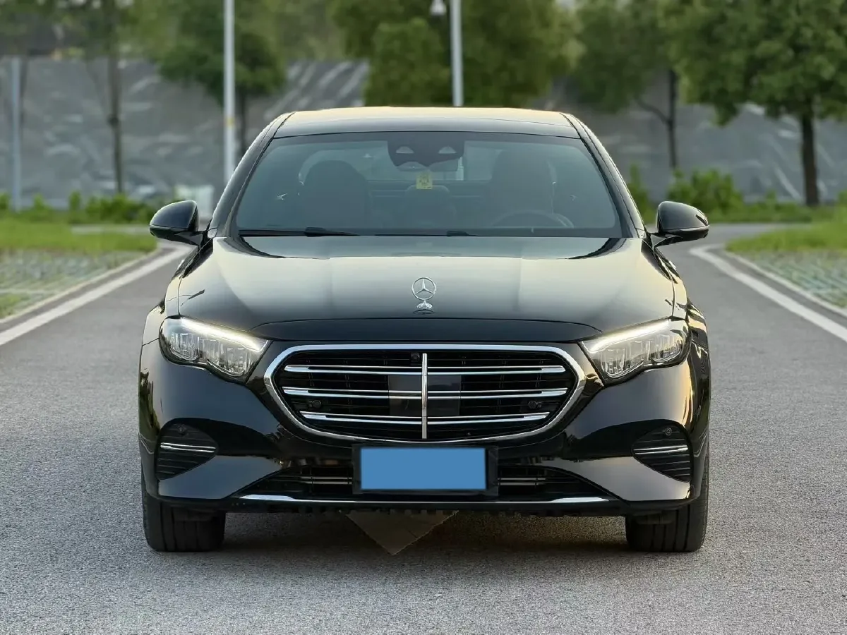 2026 Mercedes-Benz E Class 2.0T 258HP L4 9AT,autocango,china used car exporter,china ev exporter,chinese used car exporter,chinese used ev exporter