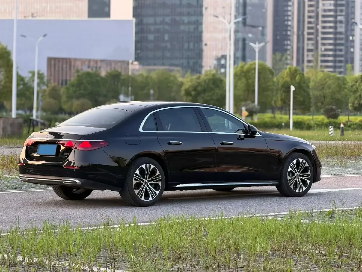 2026 Mercedes-Benz E Class 2.0T 258HP L4 9AT,autocango,china used car exporter,china ev exporter,chinese used car exporter,chinese used ev exporter