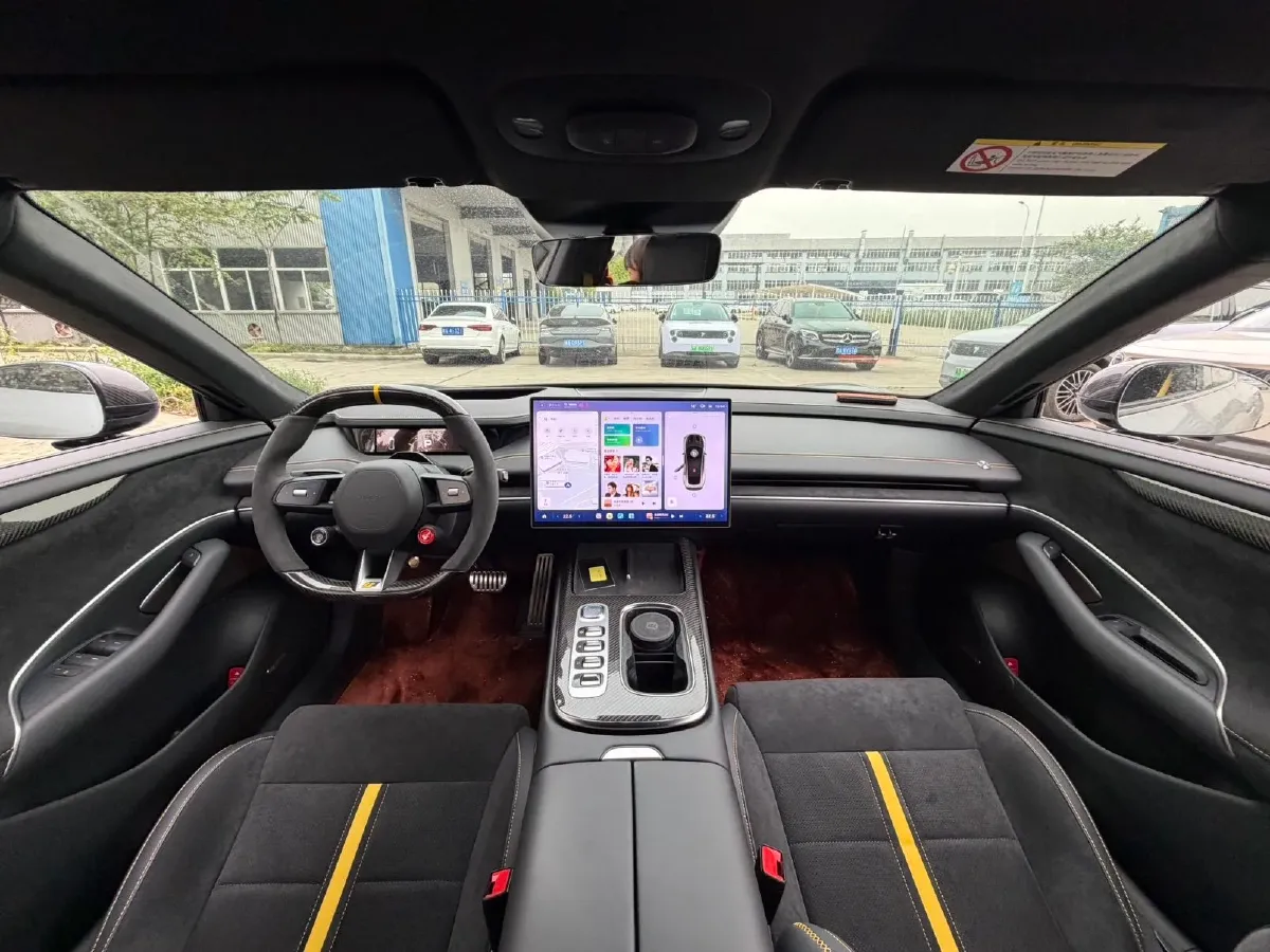 2025 MI SU7 Ultra BEV 93.7KWH,autocango,china used car exporter,china ev exporter,chinese used car exporter,chinese used ev exporter