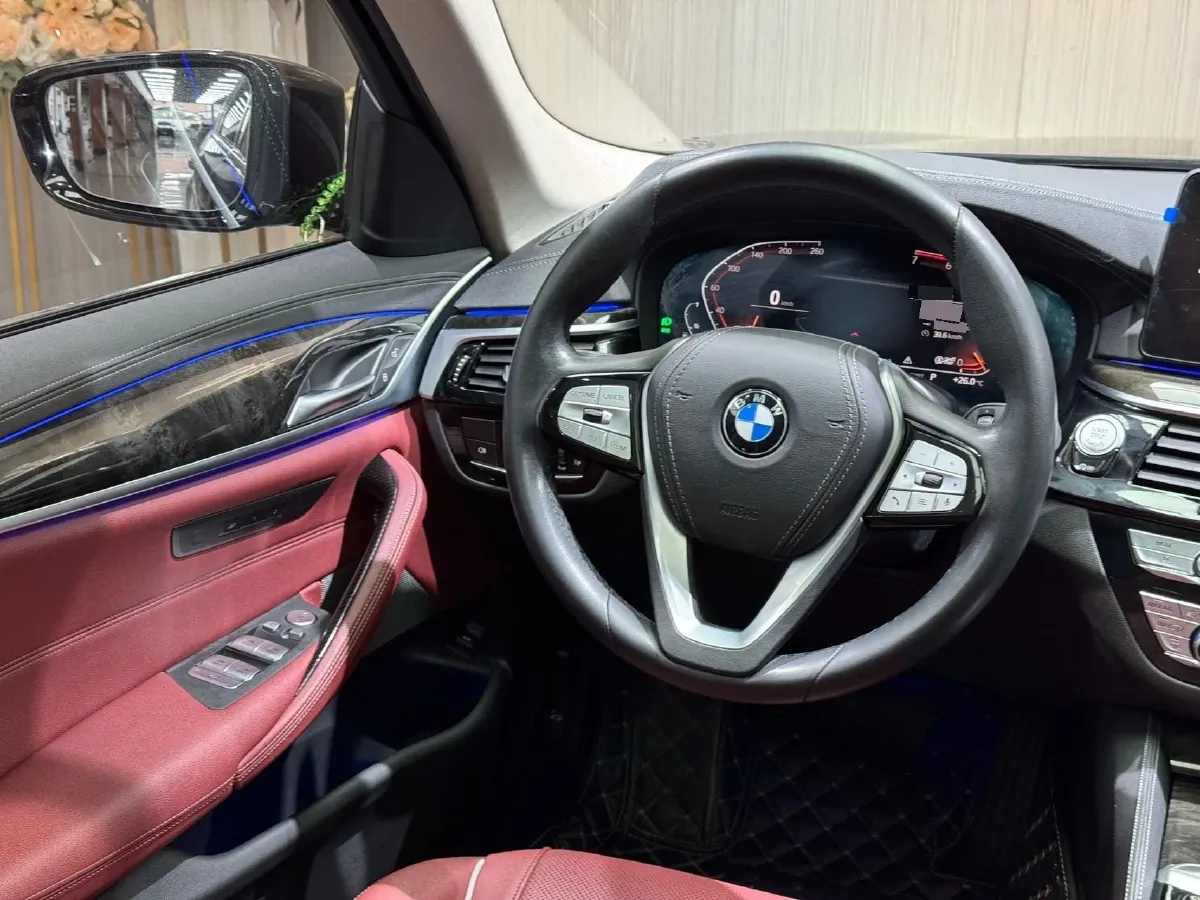 2021 BMW 5 Series 2.0T 184HP L4 8AT,autocango,china used car exporter,china ev exporter,chinese used car exporter,chinese used ev exporter