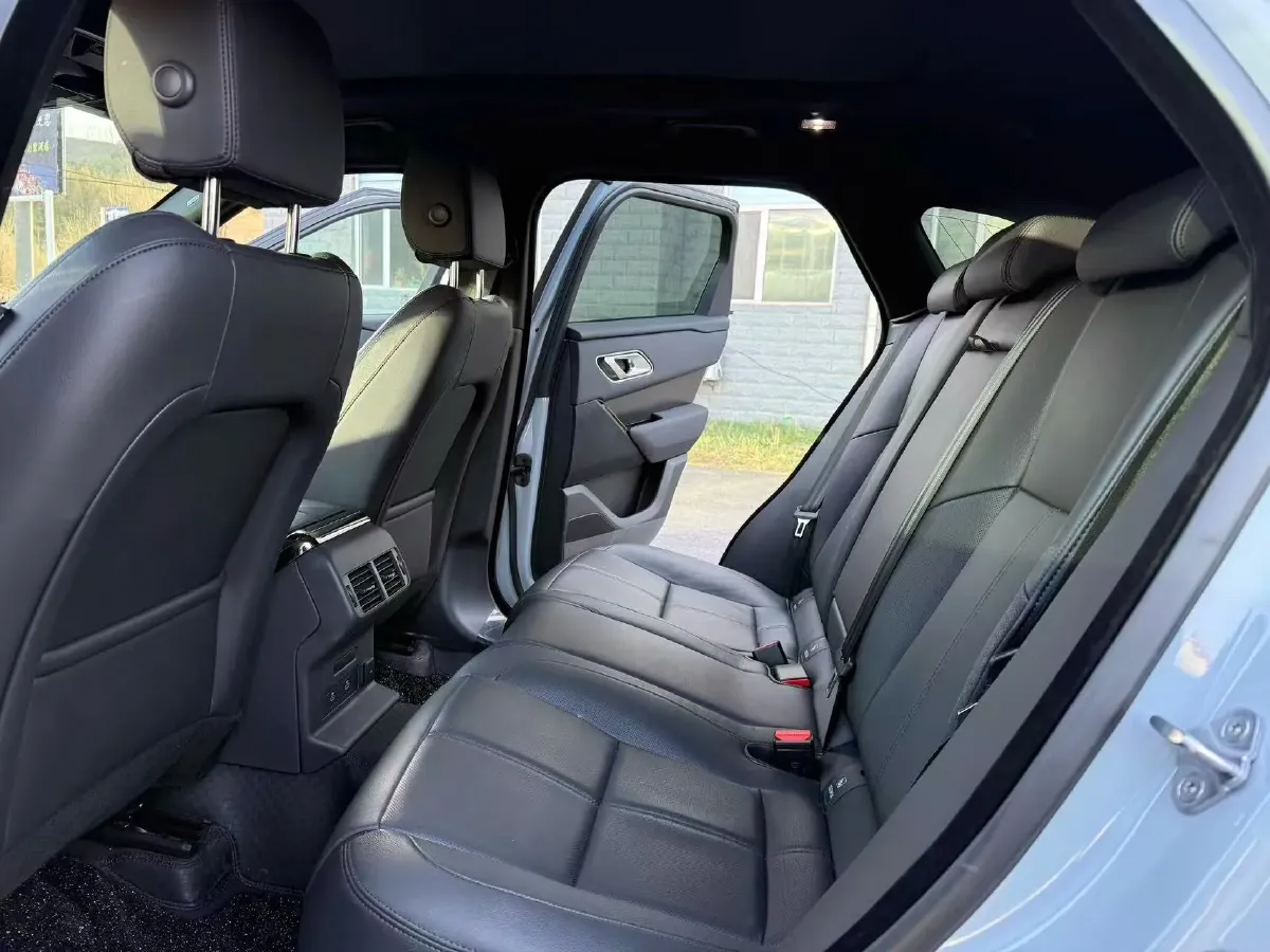 2024 Land Rover Range Rover Velar 2.0T 250HP L4 8AT,autocango,china used car exporter,china ev exporter,chinese used car exporter,chinese used ev exporter