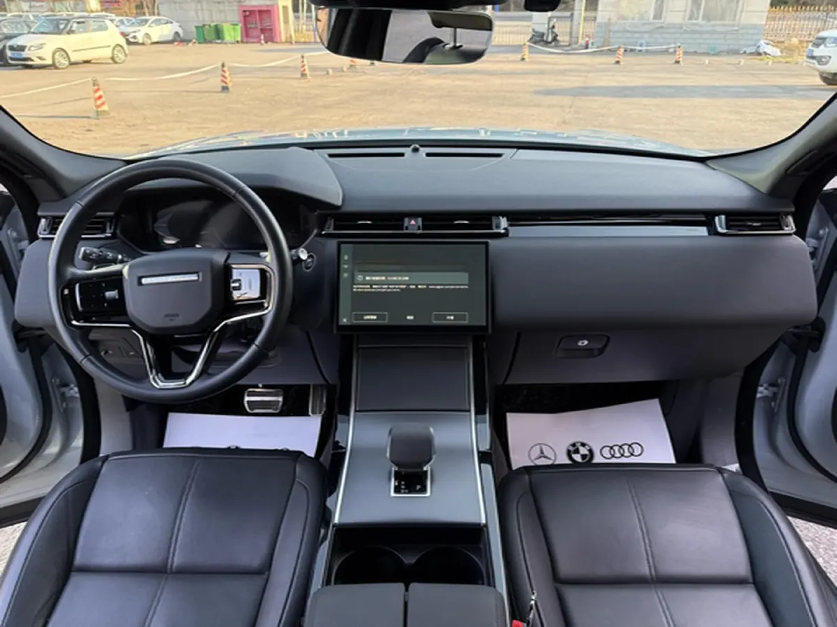 2024 Land Rover Range Rover Velar 2.0T 250HP L4 8AT,autocango,china used car exporter,china ev exporter,chinese used car exporter,chinese used ev exporter