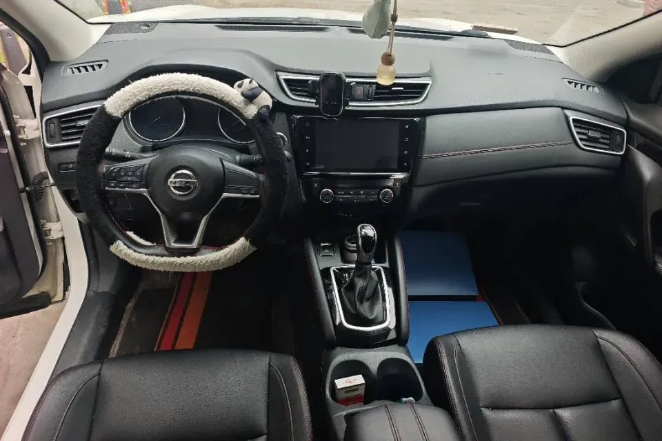 2022 Nissan Qashqai 2.0L 151HP L4 CVT,autocango,china used car exporter,china ev exporter,chinese used car exporter,chinese used ev exporter