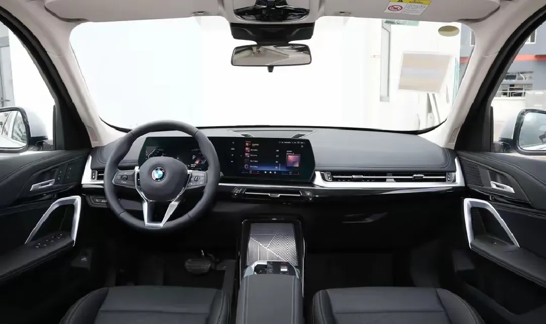 2023 BMW X1 1.5T 156HP L3 7DCT,autocango,china used car exporter,china ev exporter,chinese used car exporter,chinese used ev exporter