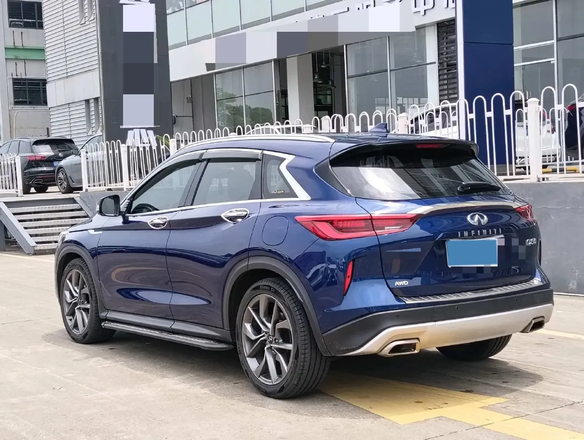 2020 Infiniti QX50 2.0T 272HP L4 CVT,autocango,china used car exporter,china ev exporter,chinese used car exporter,chinese used ev exporter