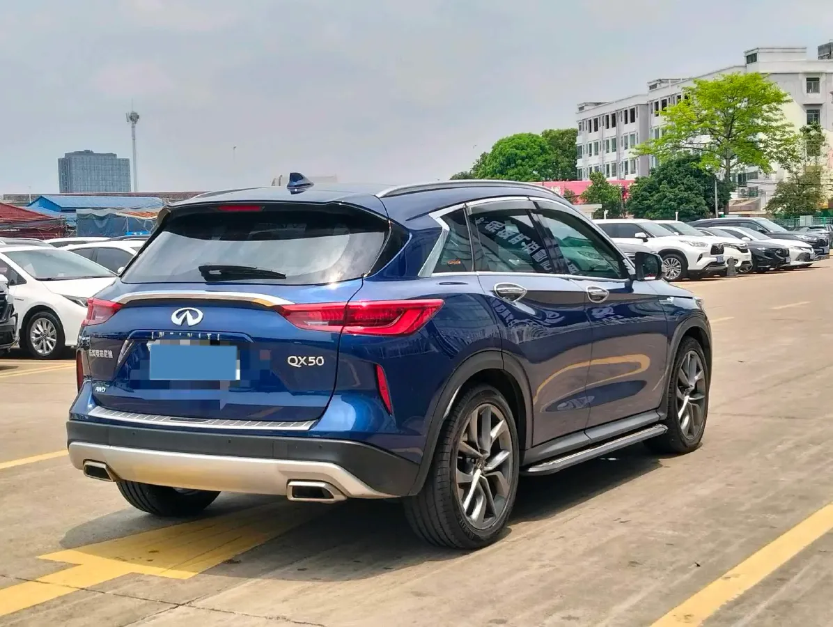 2020 Infiniti QX50 2.0T 272HP L4 CVT,autocango,china used car exporter,china ev exporter,chinese used car exporter,chinese used ev exporter