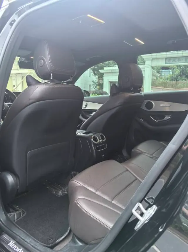 2020 Mercedes-Benz GLC Class 2.0T 197HP L4 9AT,autocango,china used car exporter,china ev exporter,chinese used car exporter,chinese used ev exporter