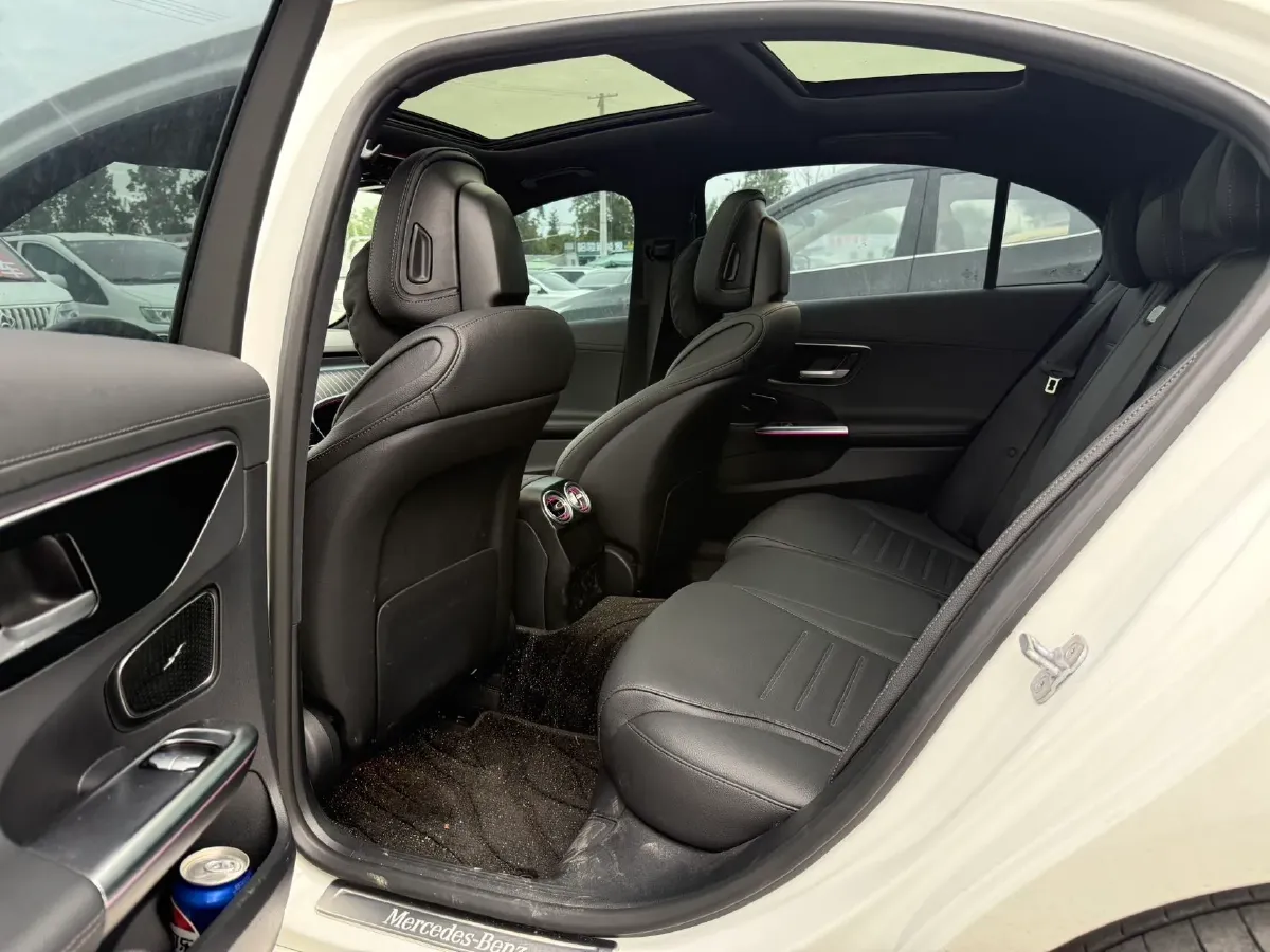 2024 Mercedes-Benz C Class 1.5T 204HP L4 9AT,autocango,china used car exporter,china ev exporter,chinese used car exporter,chinese used ev exporter