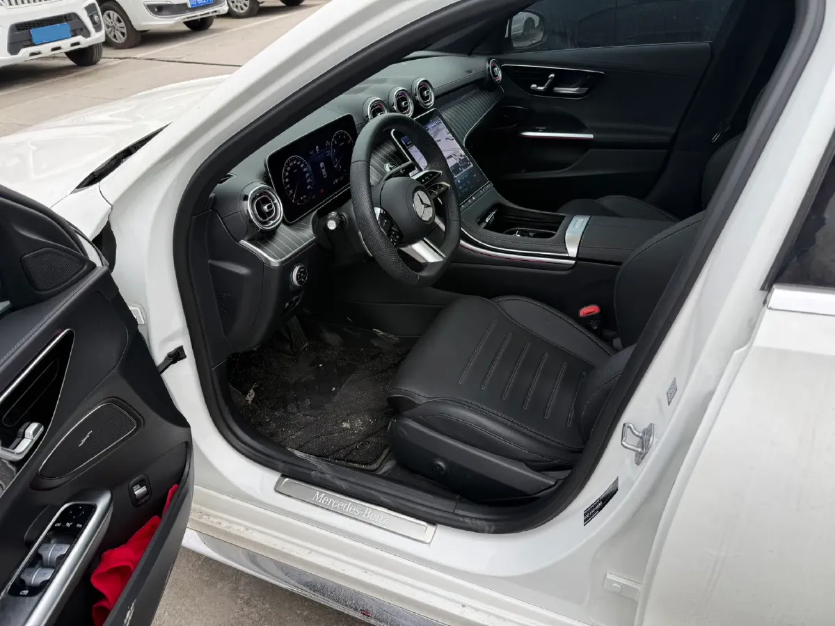 2024 Mercedes-Benz C Class 1.5T 204HP L4 9AT,autocango,china used car exporter,china ev exporter,chinese used car exporter,chinese used ev exporter