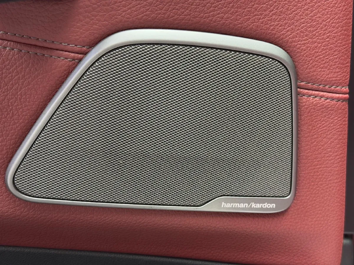 2019 BMW 5 Series 2.0T 252HP L4 8AT,autocango,china used car exporter,china ev exporter,chinese used car exporter,chinese used ev exporter