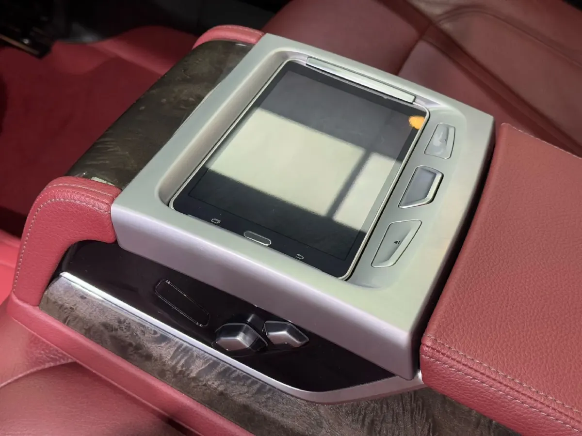 2019 BMW 5 Series 2.0T 252HP L4 8AT,autocango,china used car exporter,china ev exporter,chinese used car exporter,chinese used ev exporter