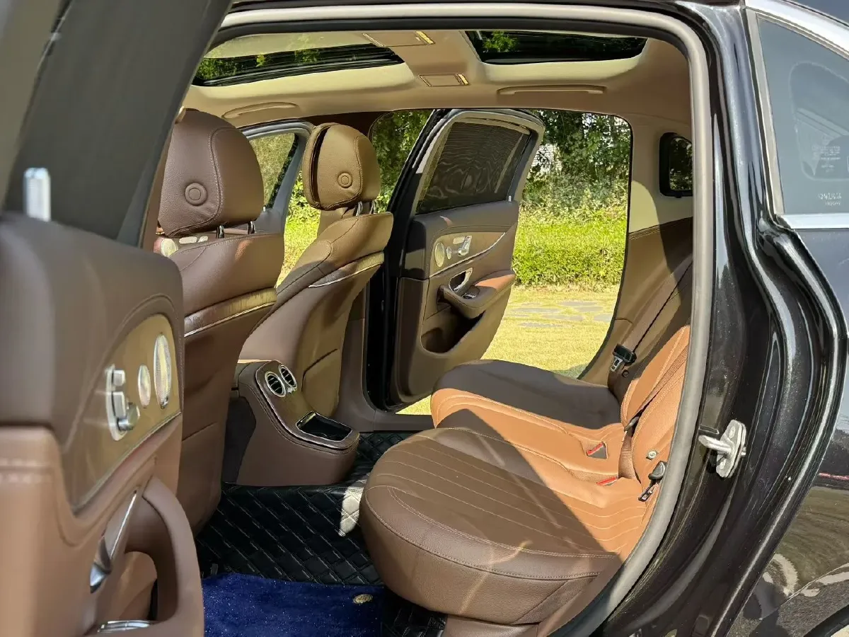 2022 Mercedes-Benz E Class 2.0T 258HP L4 9AT,autocango,china used car exporter,china ev exporter,chinese used car exporter,chinese used ev exporter