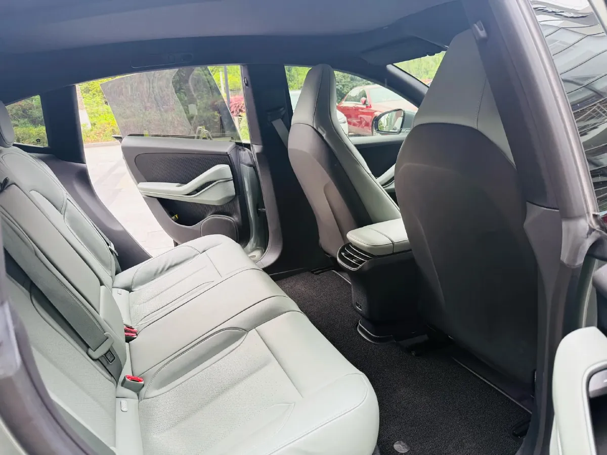 2022 JunTian HeiWuShi Youth 2.0T 203HP L4 6AT,autocango,china used car exporter,china ev exporter,chinese used car exporter,chinese used ev exporter