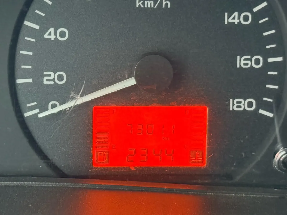 2021 WuLing RongGuang 1.5L 99HP L4 5MT,autocango,china used car exporter,china ev exporter,chinese used car exporter,chinese used ev exporter