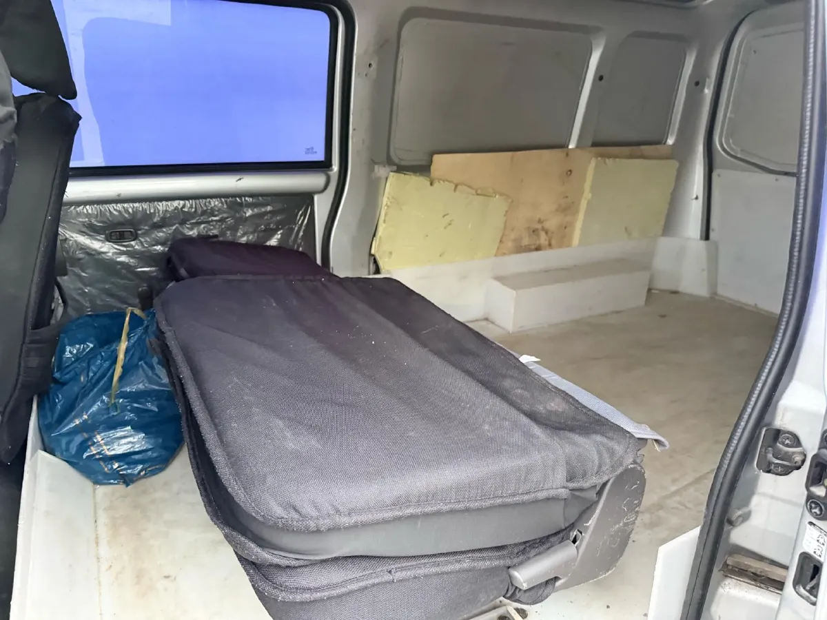 2021 WuLing RongGuang 1.5L 99HP L4 5MT,autocango,china used car exporter,china ev exporter,chinese used car exporter,chinese used ev exporter