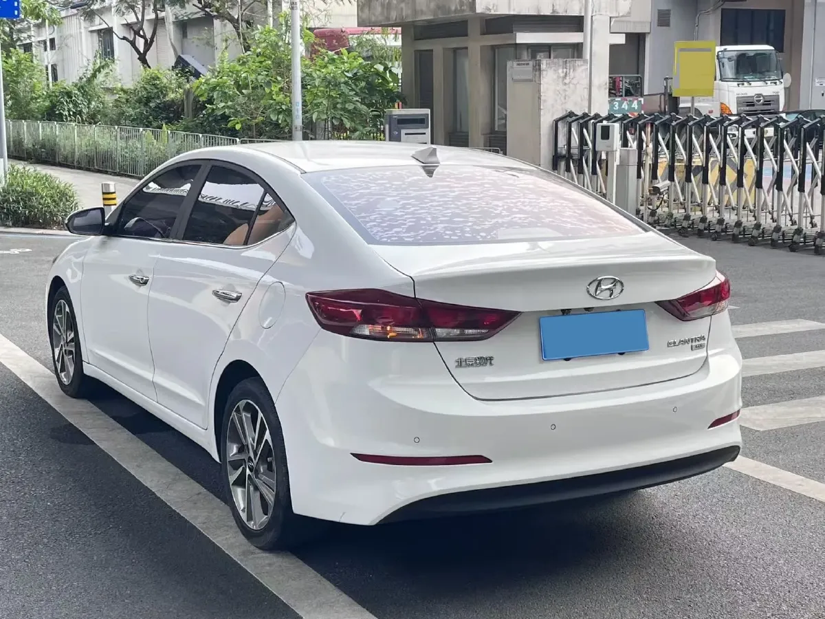 2016 Hyundai Elantra 1.6L 130HP L4 6AT,autocango,china used car exporter,china ev exporter,chinese used car exporter,chinese used ev exporter