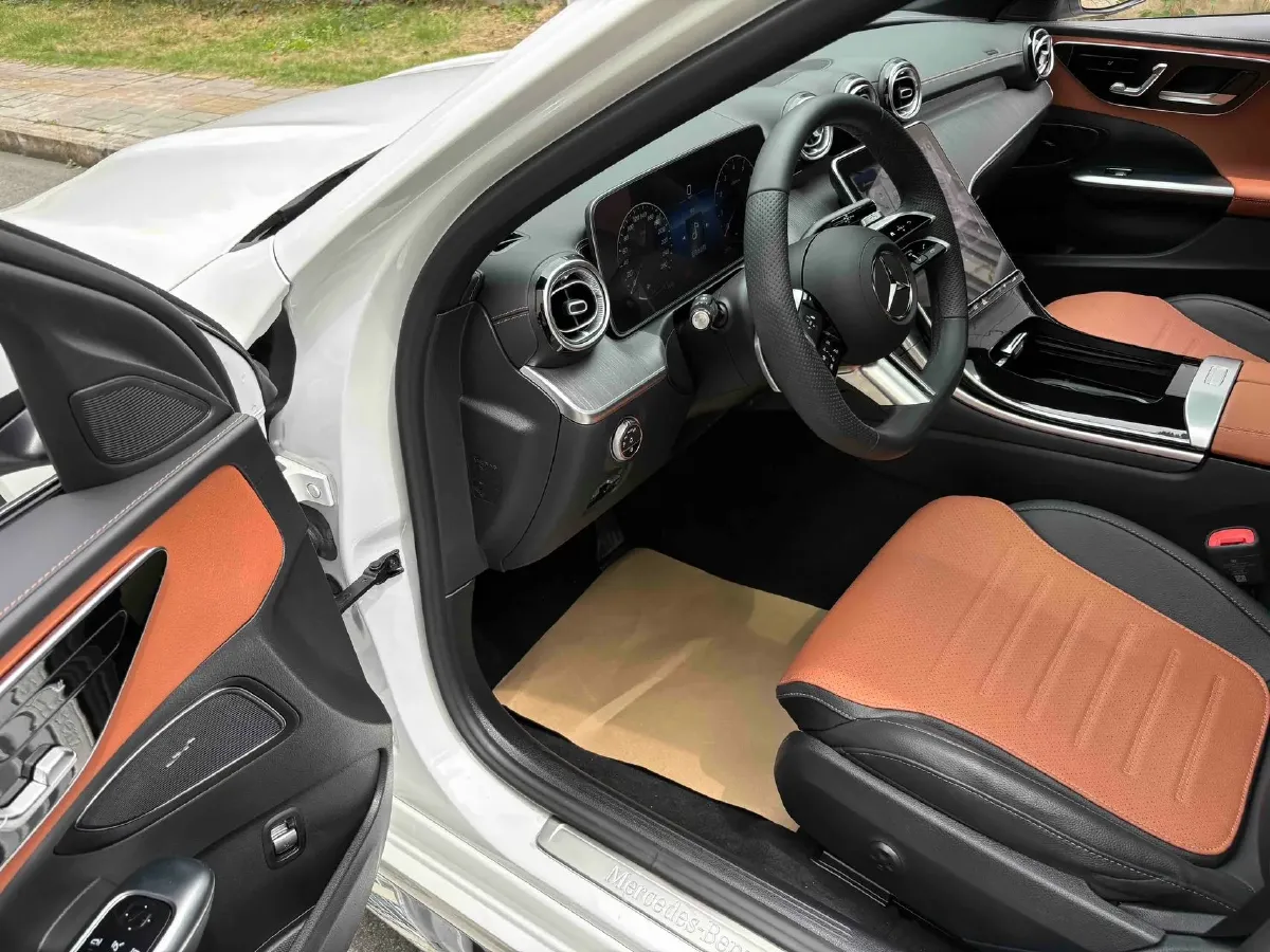 2023 Mercedes-Benz C Class 1.5T 204HP L4 9AT,autocango,china used car exporter,china ev exporter,chinese used car exporter,chinese used ev exporter