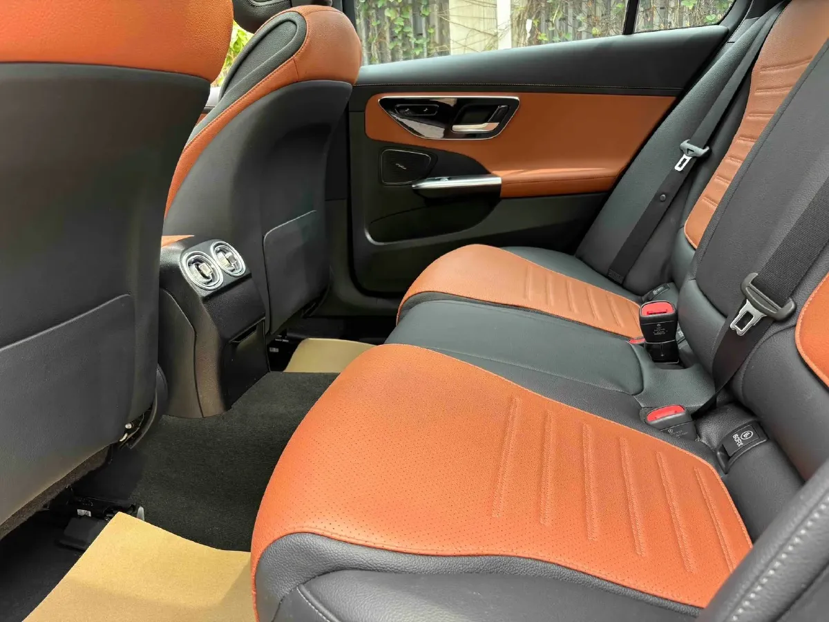 2023 Mercedes-Benz C Class 1.5T 204HP L4 9AT,autocango,china used car exporter,china ev exporter,chinese used car exporter,chinese used ev exporter