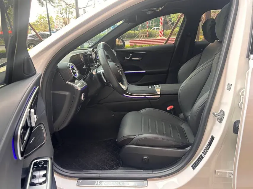 2024 Mercedes-Benz C Class 1.5T 204HP L4 9AT,autocango,china used car exporter,china ev exporter,chinese used car exporter,chinese used ev exporter